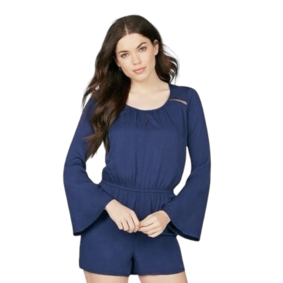 NWT Women’s Romper JUSTFAB Bell Sleeve Romper Navy Blue Rayon Romper - Picture 2 of 8